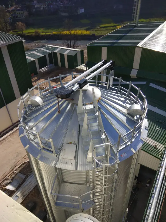Silo feeding using Multi Directional Conveyor
